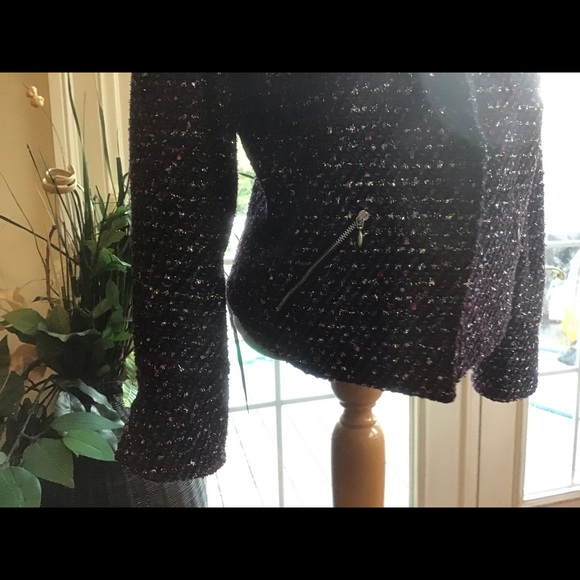 Blazer - Picture 2 of 2